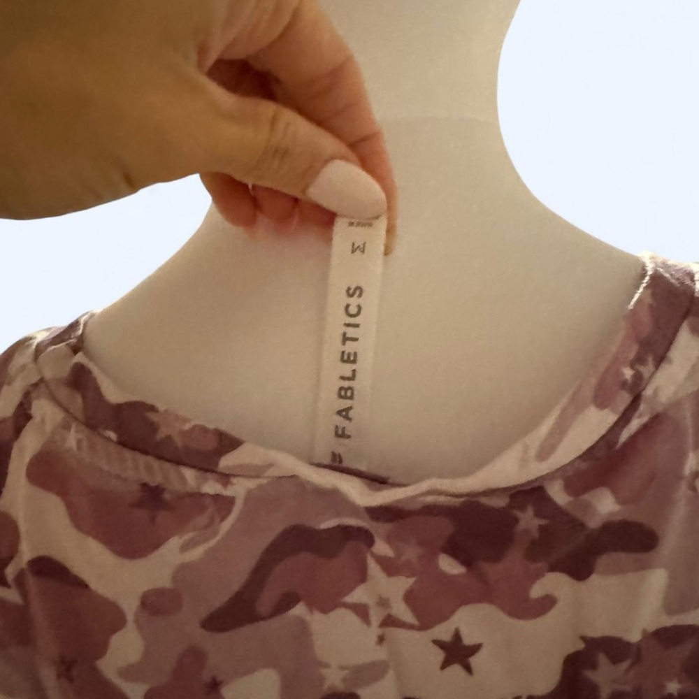 Fabletics Star Camo Athletic Set - image 4